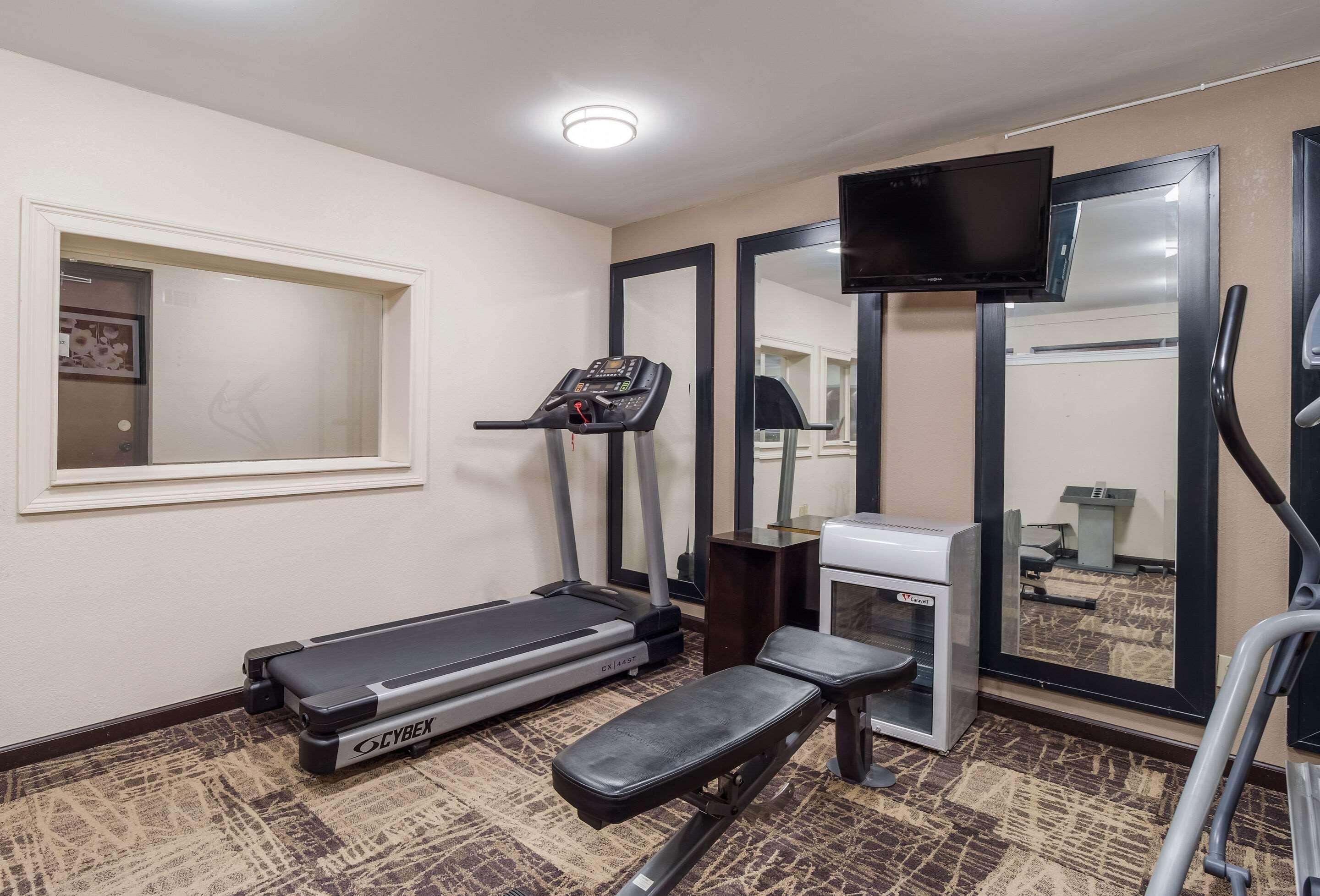 Quality Inn & Suites Augusta Fort Eisenhower Area Екстериор снимка
